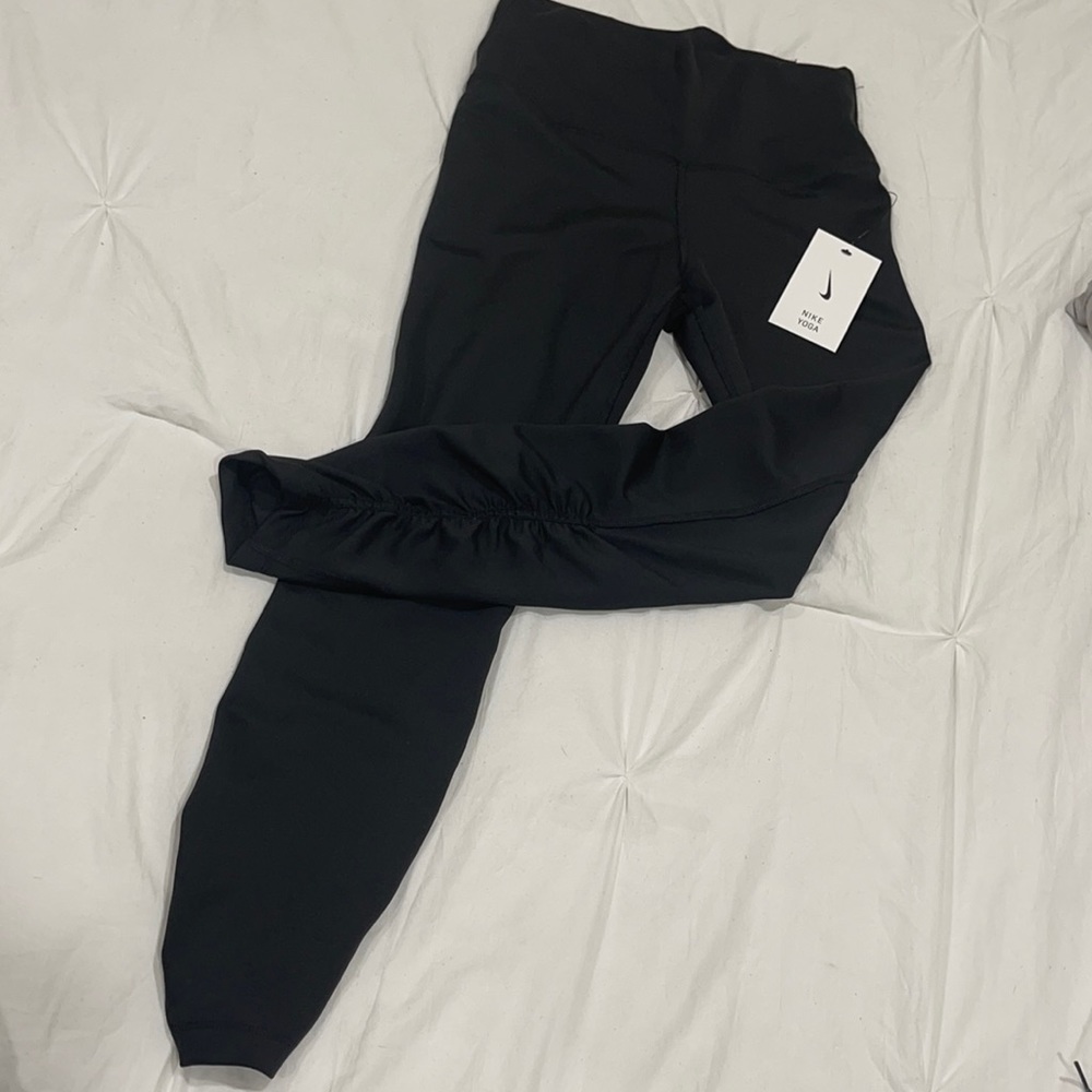 🖤NIKE YOGA LEGGINGS - Picture 3 of 15